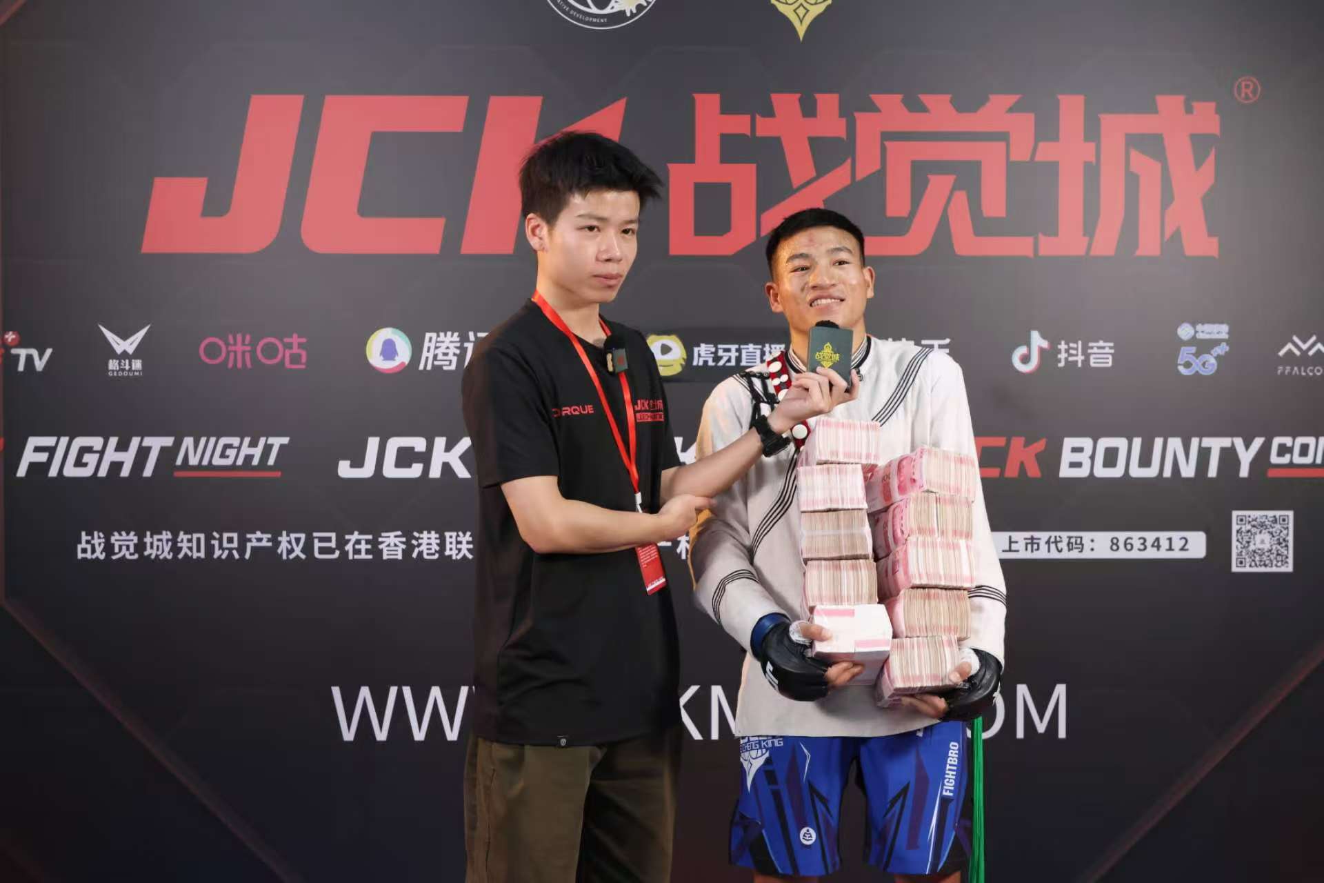 今晚体能课后，犹他爵士内部沟通备战全明星赛，震撼外界，训练强度明显提升的简单介绍