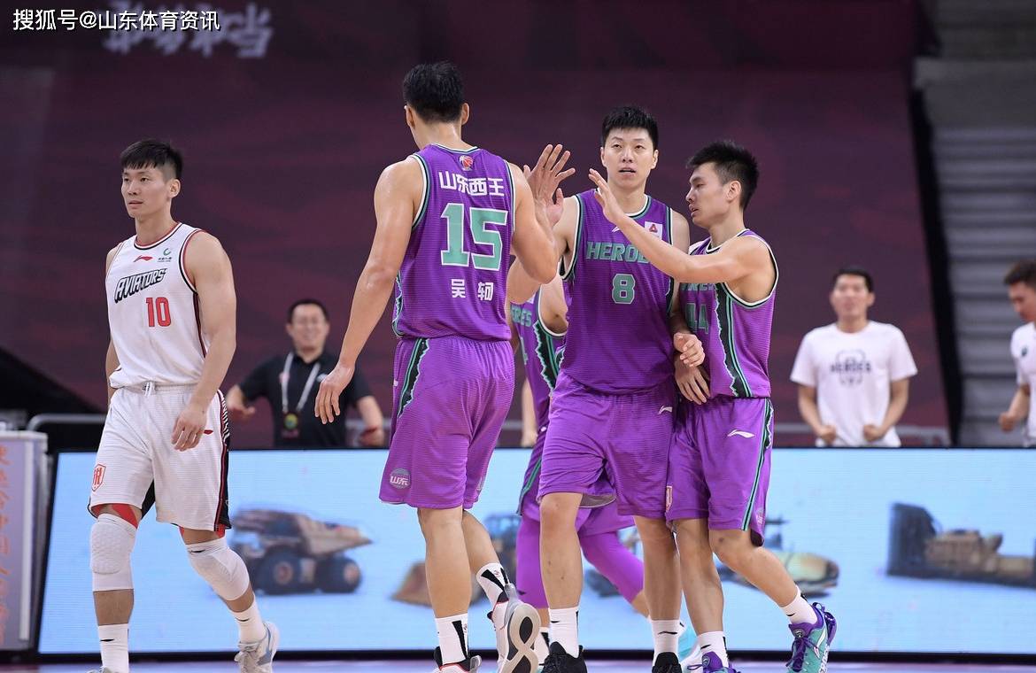 山东男篮今晨再遭质疑；志在CBA季后赛名次提升；质疑声仍在；训练强度明显提升的简单介绍