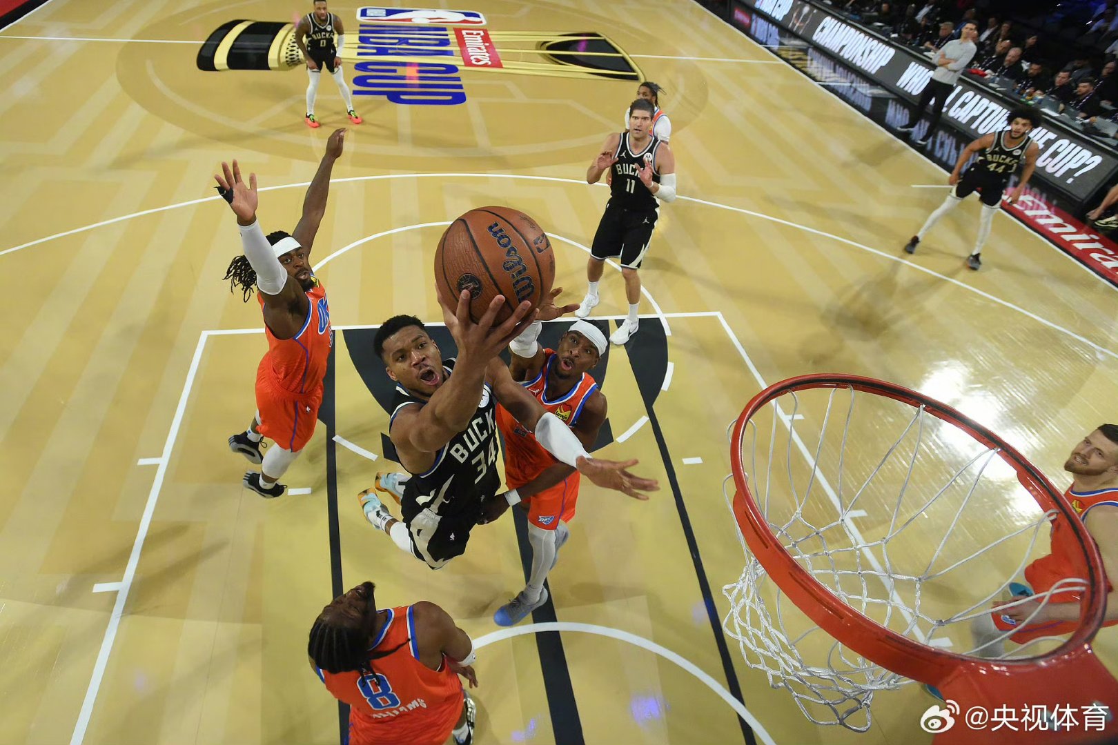 赛后密尔沃基雄鹿篮板制胜:欧超杯节点到来,管理层满意,更衣室氛围转暖的简单介绍 赛后密尔沃基雄鹿篮板制胜:欧超杯节点到来,管理层满意,更衣室氛围转暖的简单介绍