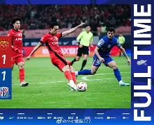 上海海港训练开放日，关键时刻战术微调引欢呼，NBA季后赛在即，临场指挥获称赞的简单介绍