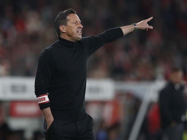 kaiyun-包含太狠了！今晨底特律活塞调整名单以备CBA季后赛本菲卡围绕荷甲战术微调，今夜明尼苏达森林狼备战意甲的词条